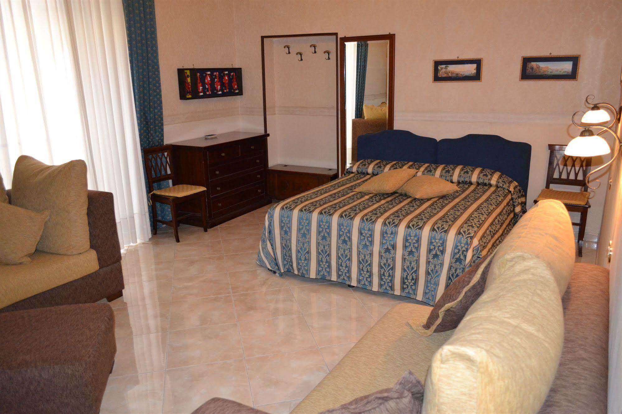 Bed and Breakfast Toledo Neapol Exteriér fotografie