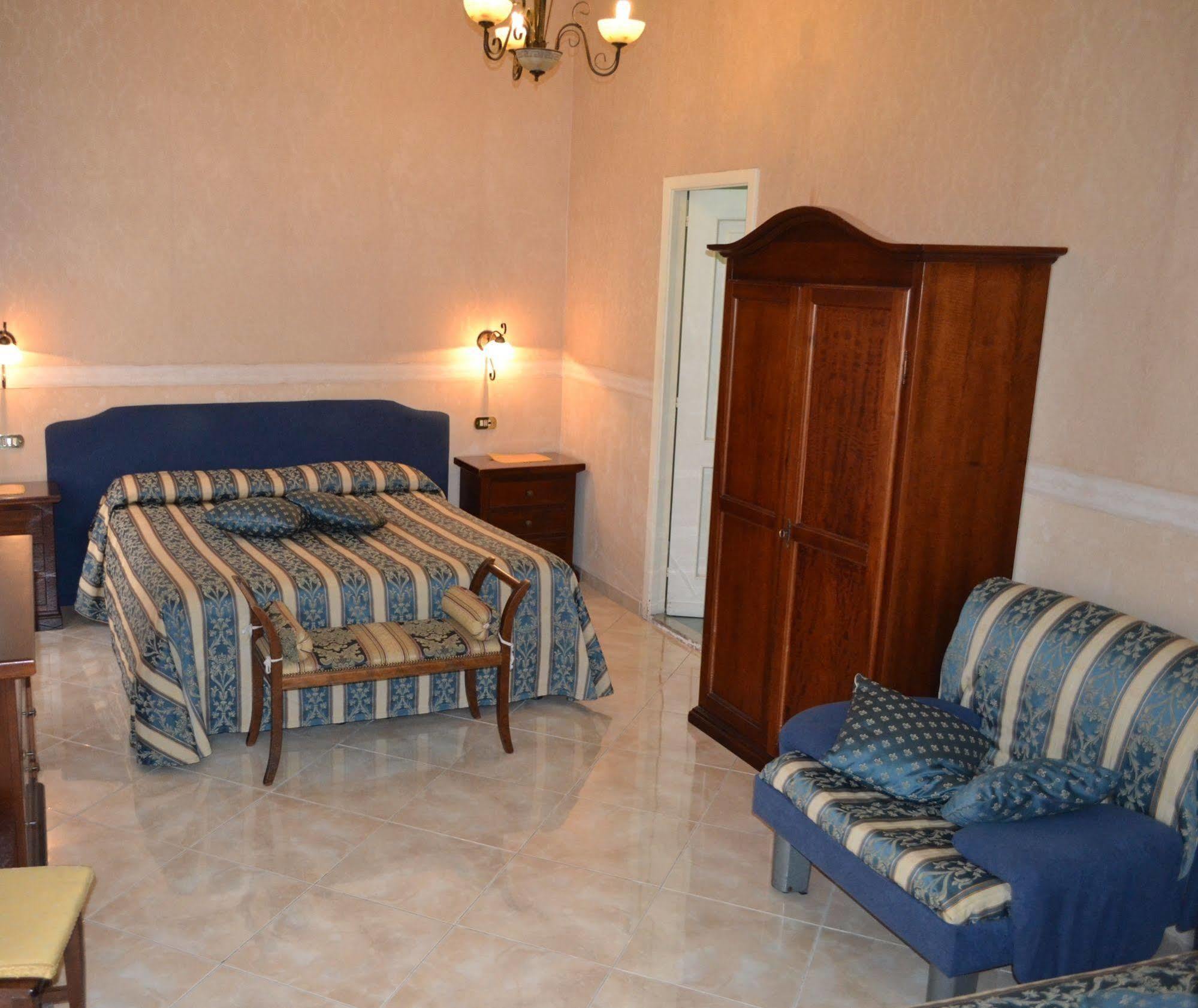 Bed and Breakfast Toledo Neapol Exteriér fotografie